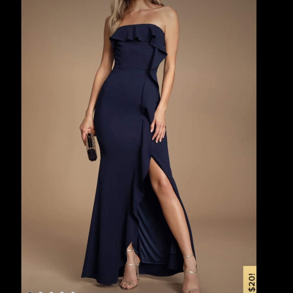 Lulu's Ruffled Strapless Maxi